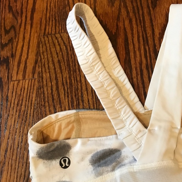 White and grey lululemon tank top - Picture 3 of 3
